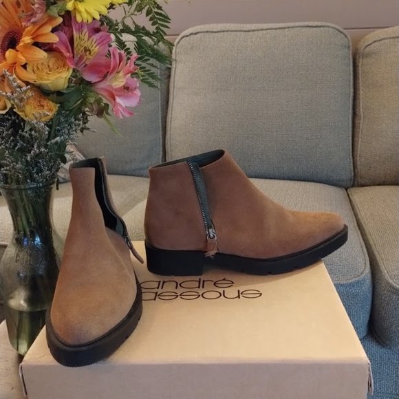 Andre Assous Tala Bootie Unisex size 40 - Picture 2 of 6
